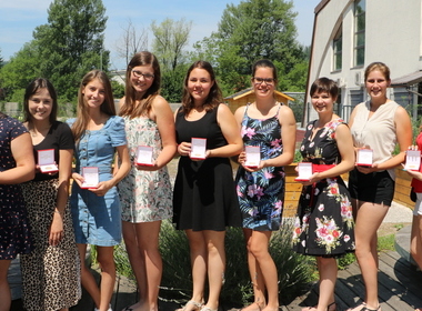 Simbolična fotografija za članek z naslovom: Žlahten zaključek srednje šole