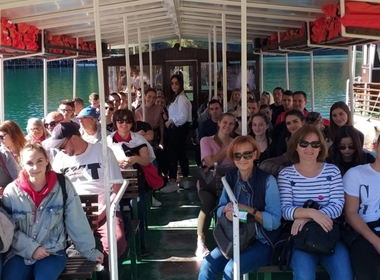 Simbolična fotografija za članek z naslovom: Ekskurzija v Plitvice