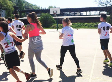 Simbolična fotografija za članek z naslovom: 70 minut gibanja za 70 let šole