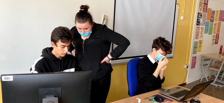 Bronasto priznanje z državnega tekmovanja v debatiranju