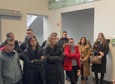 Simbolična fotografija za članek z naslovom: Poslovni projekti