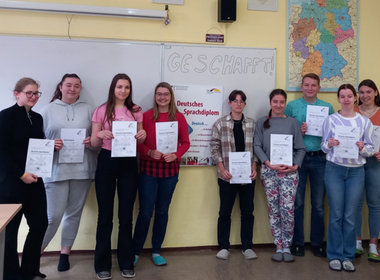 Simbolična fotografija za članek z naslovom: Podelitev jezikovnih diplom  DSD II