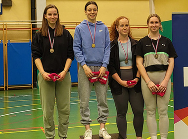 Simbolična fotografija za članek z naslovom: Ana priborila naslov šolske državne prvakinje