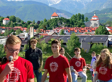 Simbolična fotografija za članek z naslovom:  V šol. letu 2025/26 še en oddelek gimnazije!