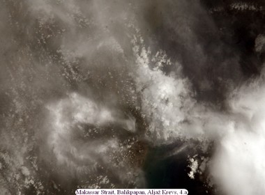 3729_makassar-strait-balikpapan-aljaz-krevs-4-a.jpg