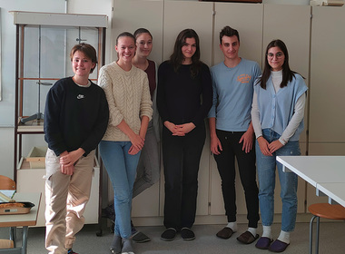 Naključna fotografija iz galerije ScienceJam Heckathon izziv