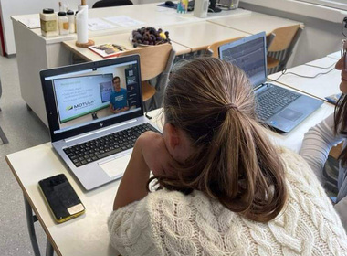 Naključna fotografija iz galerije ScienceJam Heckathon izziv