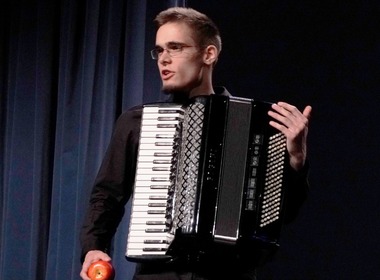 img0