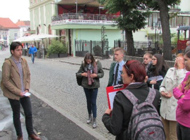 Simbolična fotografija za članek z naslovom: Drugi najboljši mladi turistični vodnik v državi