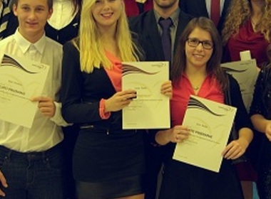 Simbolična fotografija za članek z naslovom: GSŠRM ima 6 novih MEPI zlatnikov