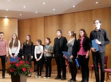 Simbolična fotografija za članek z naslovom: Recital sozvočje