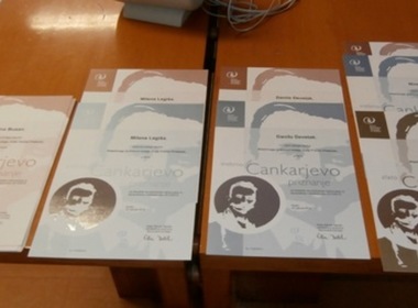 Simbolična fotografija za članek z naslovom: REZULTATI REGIJSKEGA TEKMOVANJA ZA CANKARJEVO PRIZNANJE