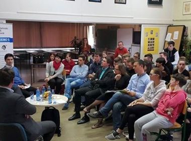 Simbolična fotografija za članek z naslovom: Okrogla miza s kamniškimi podjetniki