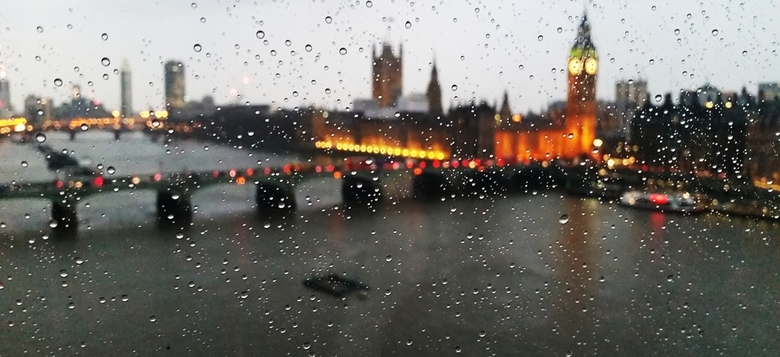 London po Londonu