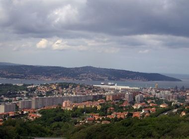 Simbolična fotografija za članek z naslovom: Ekskurzija na tržaško - dvojezično zamejstvo