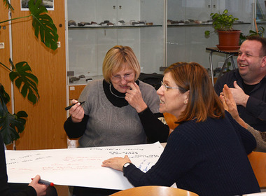 Simbolična fotografija za članek z naslovom: KO PROFESORJI UMOLKNEJO