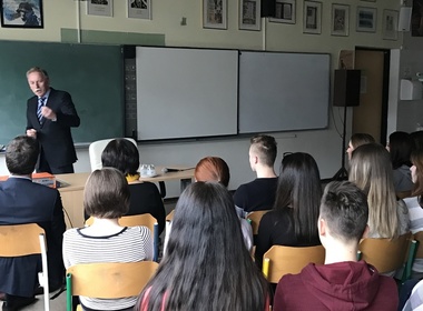 Simbolična fotografija za članek z naslovom: Obisk dr. Franceta Arharja