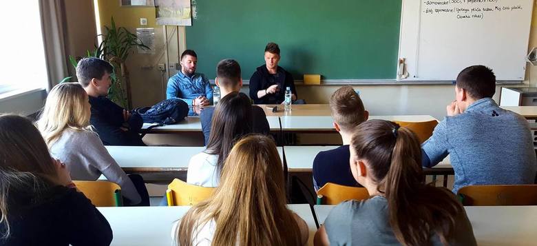 Tadej Bricelj z dijaki 4. E