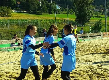 Simbolična fotografija za članek z naslovom: PODROČNO PRVENSTVO GORENJSKE V ODBOJKI NA MIVKI