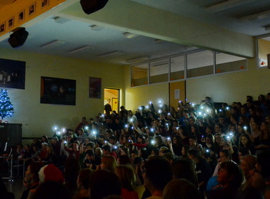 Simbolična fotografija za članek z naslovom: Novoletna prireditev